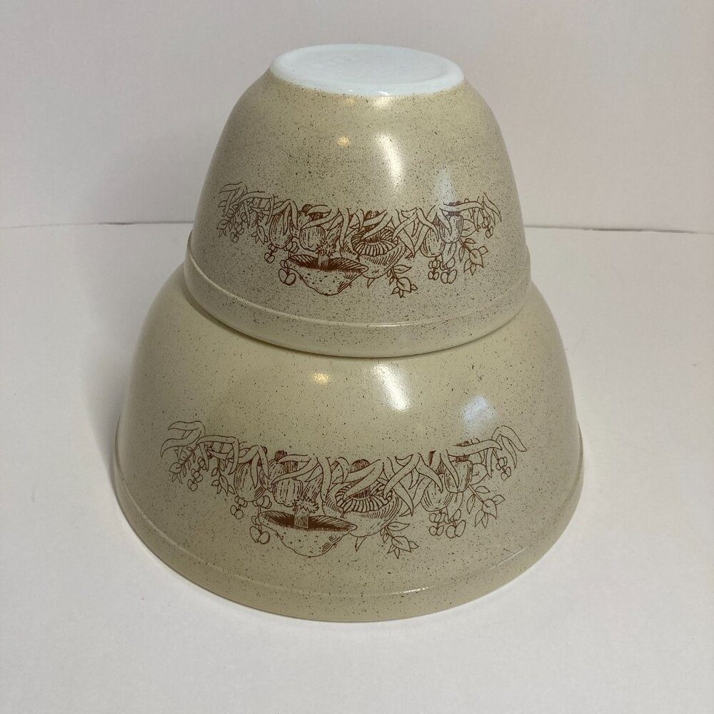 Vintage Pyrex Forest Fancies Mushroom #403 And #401 Nesting Mixing Bowls Set